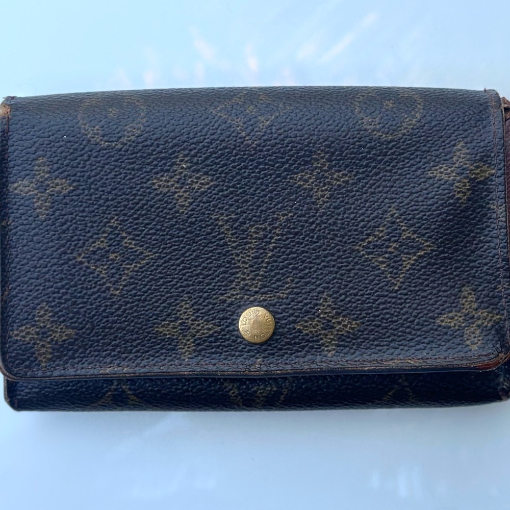 Vintage Louis Vuitton Porte-Monnaie Trésor Monogram Canvas Wallet
